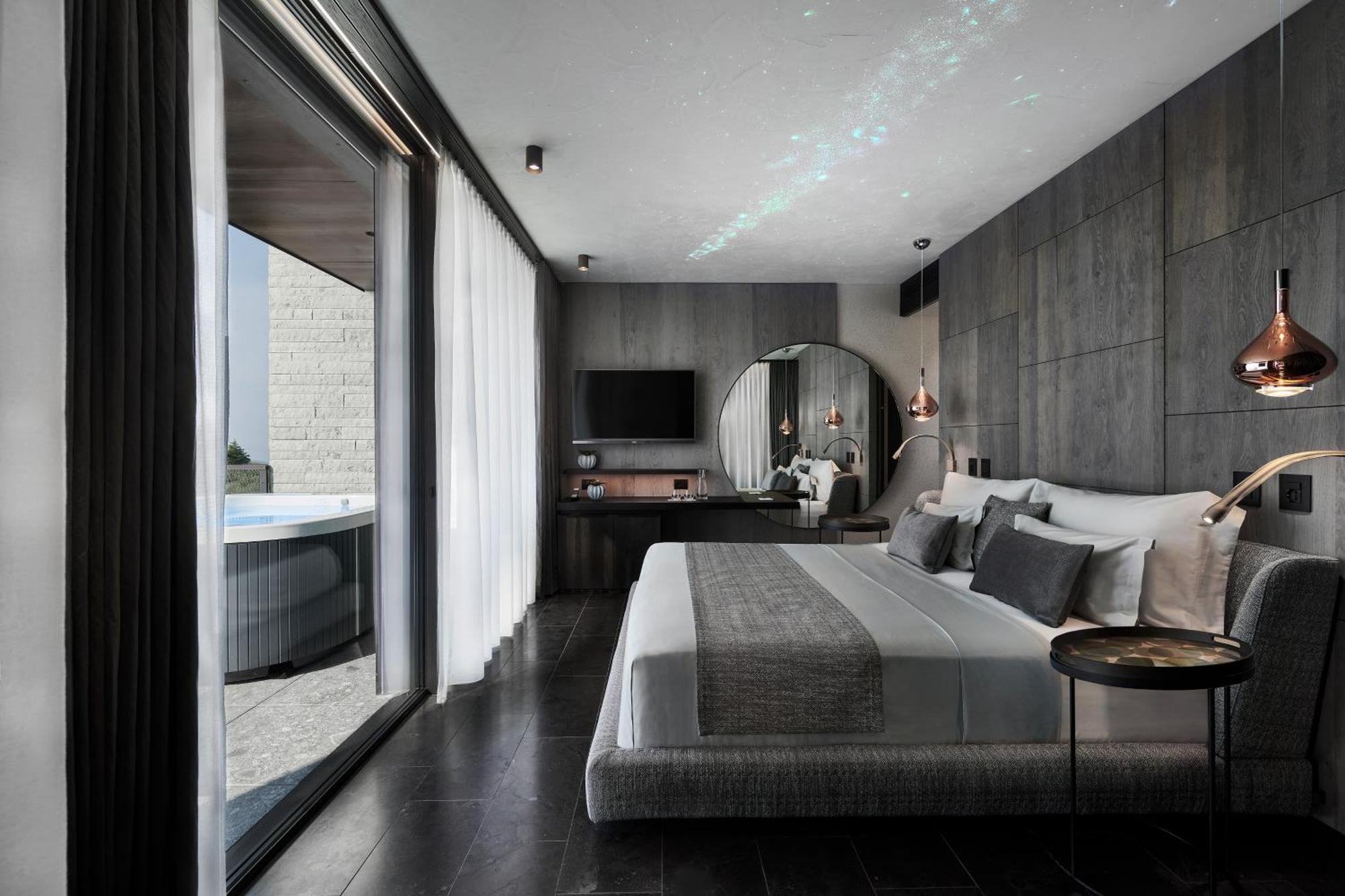 Quellenhof Luxury Resort Lazise Exterior photo