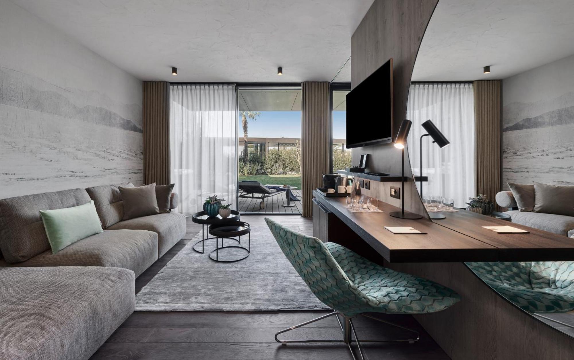 Quellenhof Luxury Resort Lazise Exterior photo