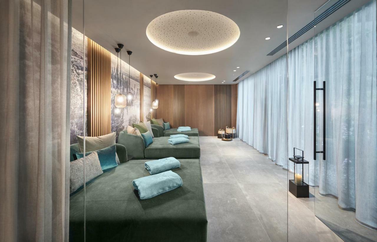 Quellenhof Luxury Resort Lazise Exterior photo